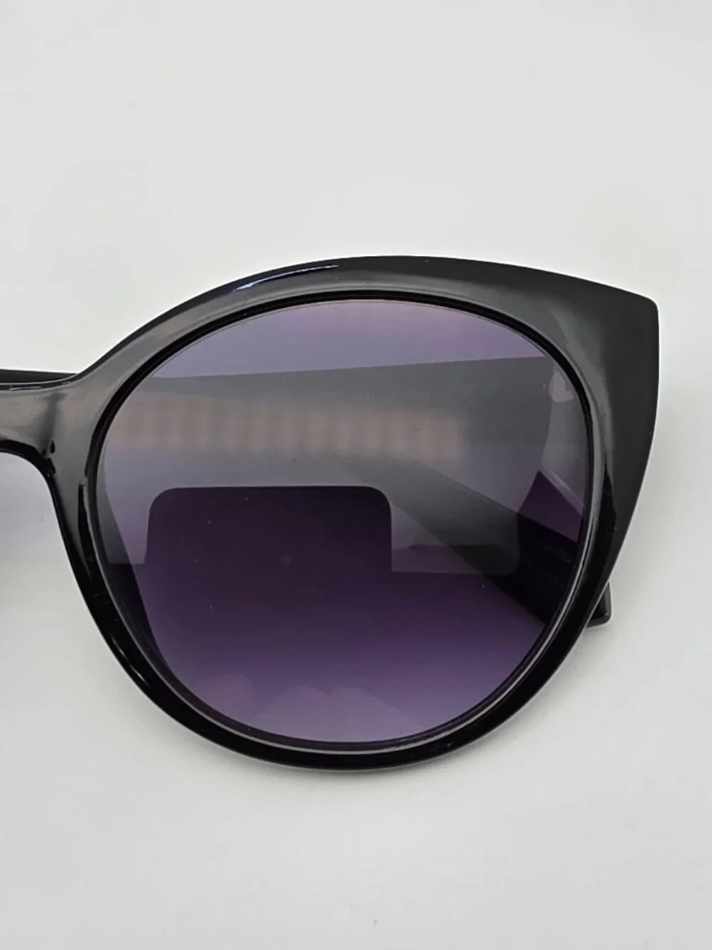 Kate Spade Samantha Black Frame Grey Gradient Lens Cat Eye Sunglasses 54-20-140